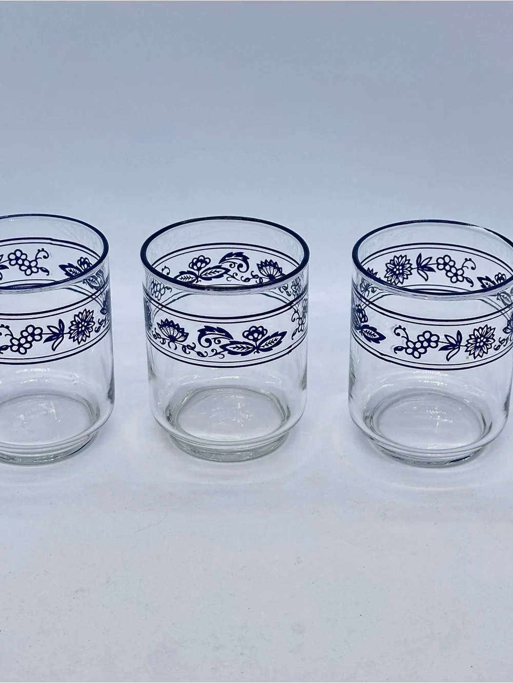 VTG 1970's Lot of 7 Libbey Corelle Old Towne Blue Onion 6oz Juice Glasses